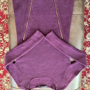 Guess Small Burgundy Sweater with Front Zips